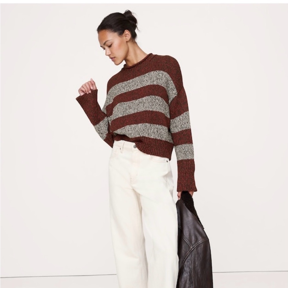 Banana Republic Women's Striped Brown and Gray Sweater